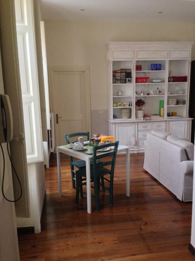 B & B Luca Giordano N6 Νάπολη Εξωτερικό φωτογραφία