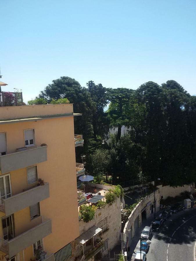 B & B Luca Giordano N6 Νάπολη Εξωτερικό φωτογραφία
